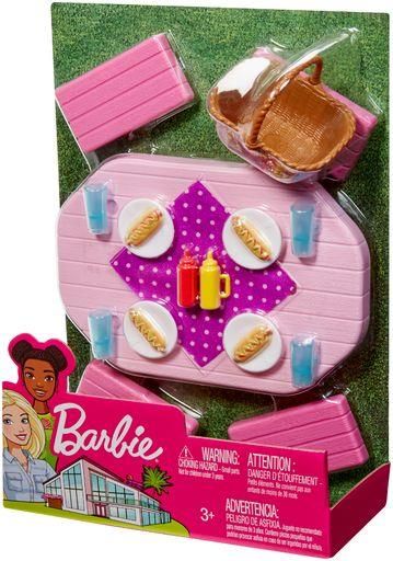 MATTEL FXG40 Barbie Outdoor Möbel Picknick-Tisch Spielset